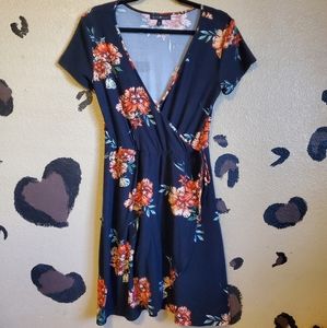 Short Sleeve V neck Short Wrap Dress